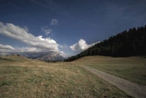 La Ferme des Vônezins votre hôtel de charme, chalet-chambres d’hôtes, spa & restaurant d’alpage dans les Aravis à Thônes en Haute-Savoie entre le Lac d’Annecy, la Clusaz & le Grand-Bornand